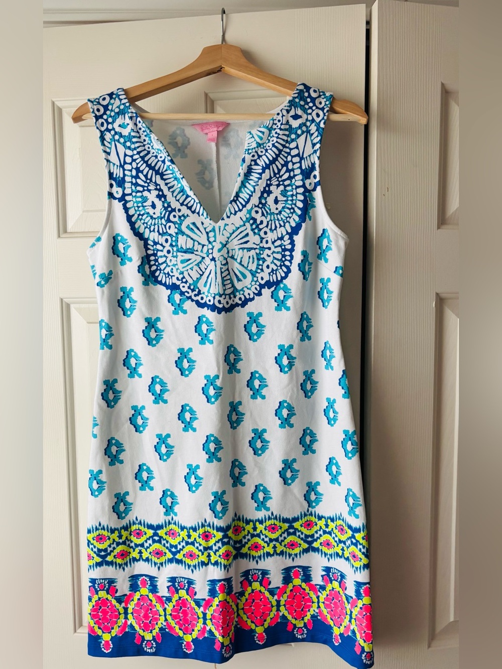 Lilly Pulitzer White Sleeveless V-Neck Dress with Blue and Aqua Print